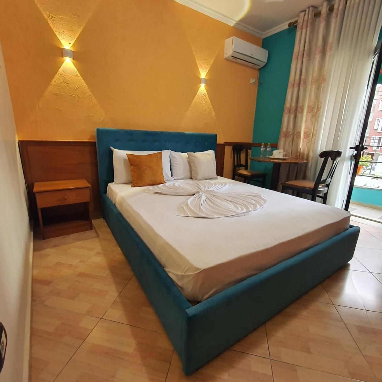 Quick Stop Hotel Tirana Exterior photo