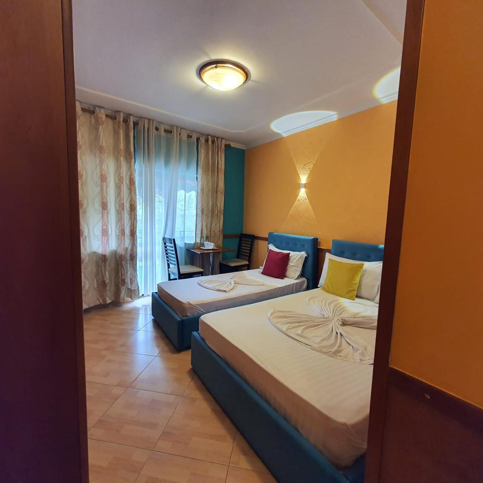 Quick Stop Hotel Tirana Exterior photo