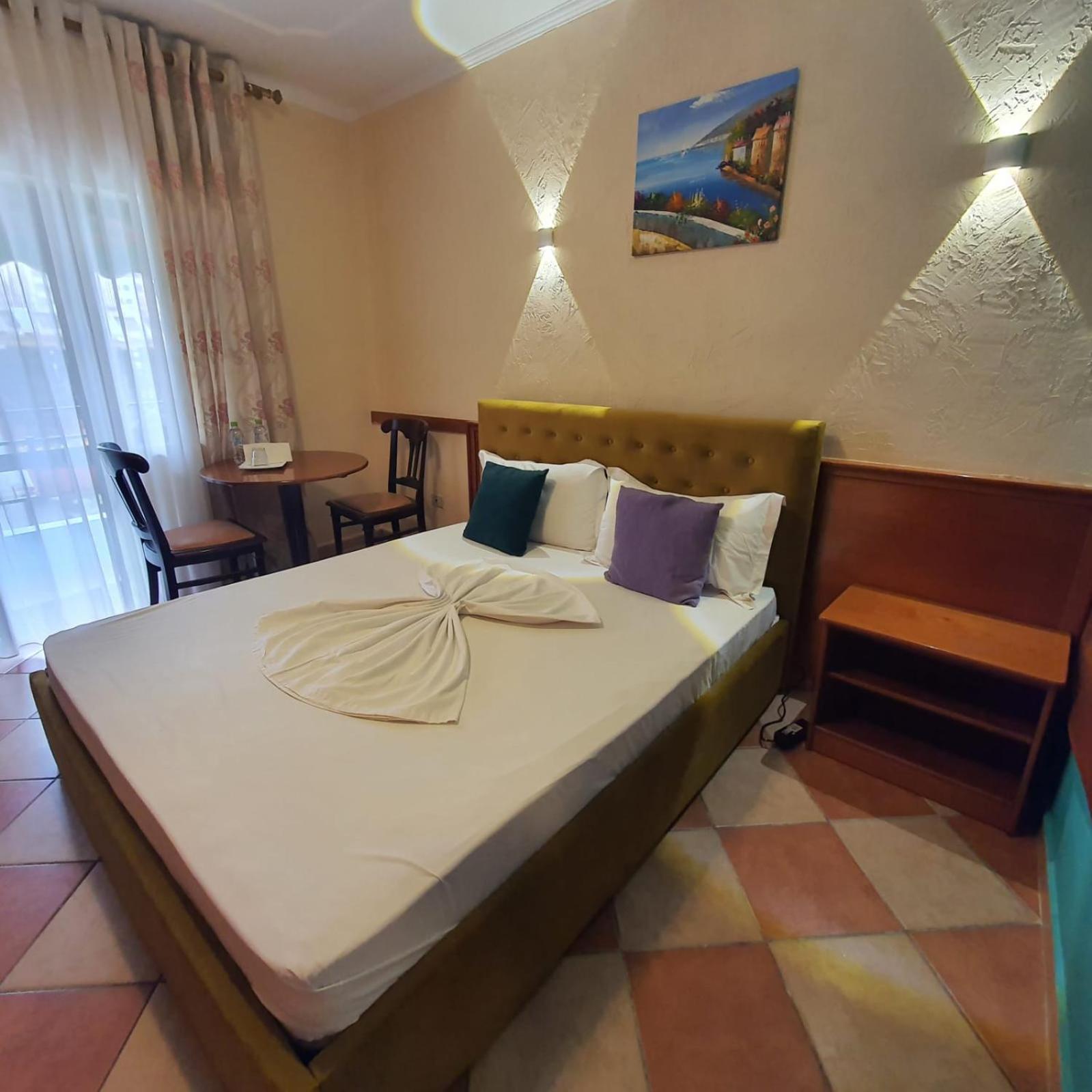 Quick Stop Hotel Tirana Exterior photo