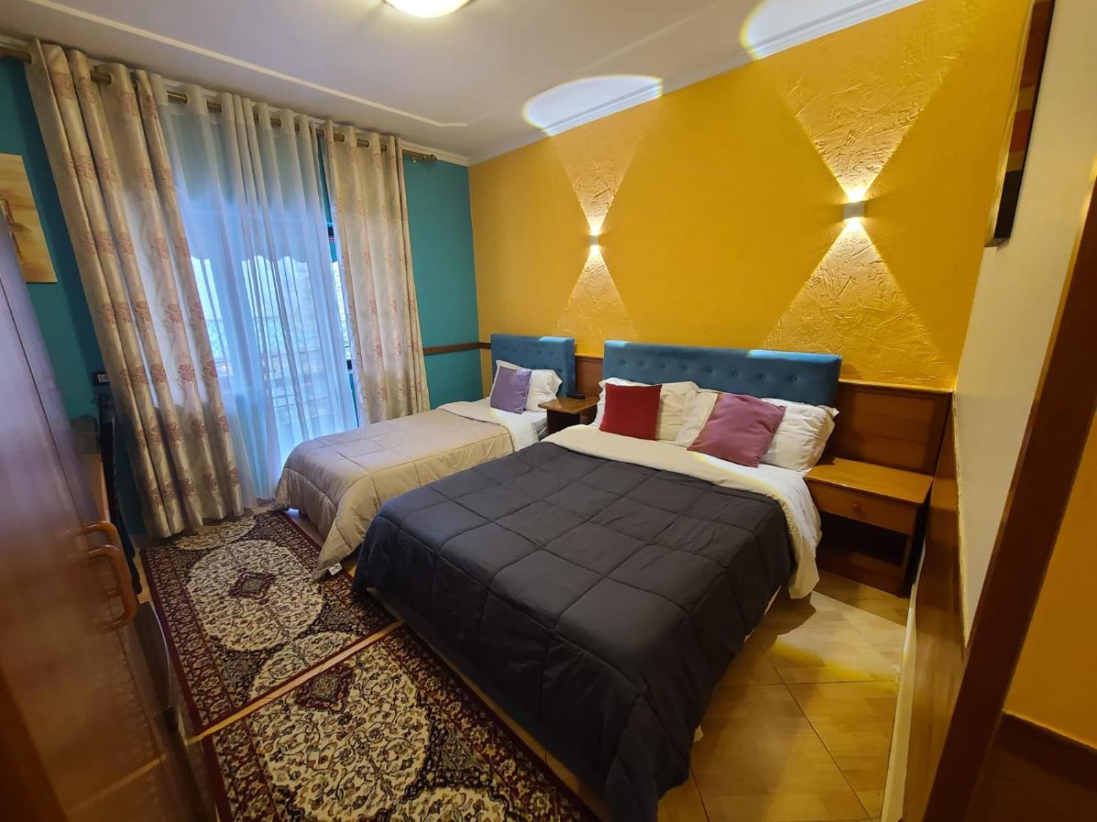 Quick Stop Hotel Tirana Exterior photo